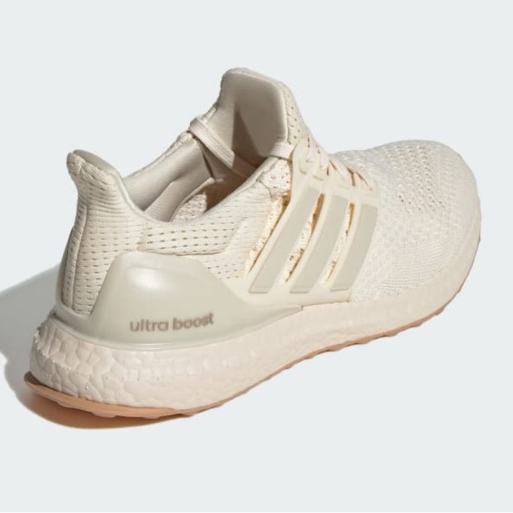 adidas UltraBOOST 1.0 DNA W Wonder White / Alumina / Cyber Metallic - Picture 3 of 10